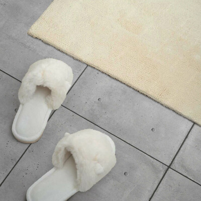Płyta na ścianę Surowy beton w minimalistycznym stylu
