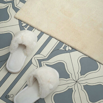 Płyta na ścianę Kwiatowy motyw na ceramice