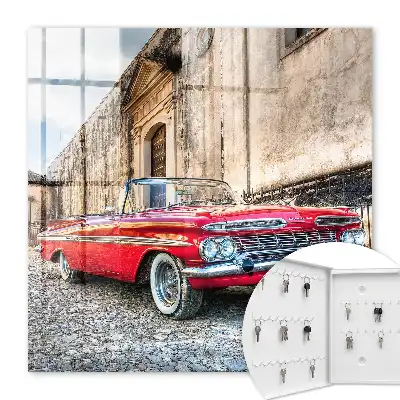 Kasetka na klucze Retro auto na tle architektury