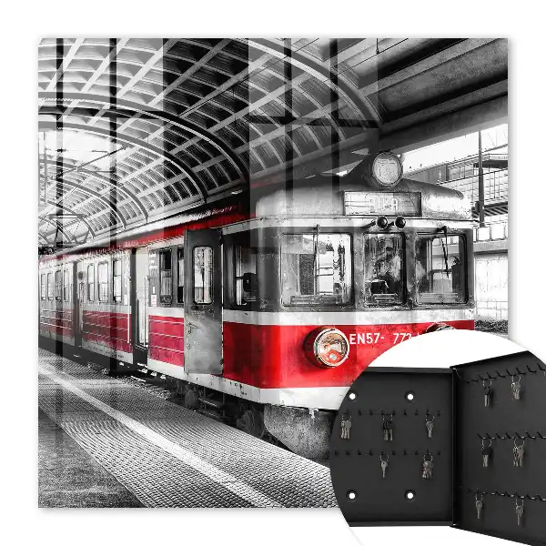 Kasetka na klucze Kolejowa symetria stylowej architektury