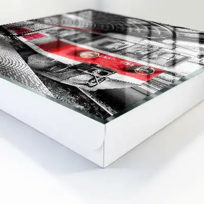 Kasetka na klucze Kolejowa symetria stylowej architektury