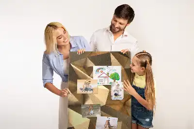 Tablica korkowa z motywem trójwymiarowej abstrakcji