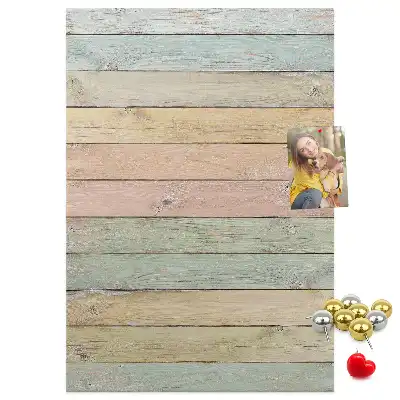 Kolorowa tablica korkowa w pastelowych odcieniach