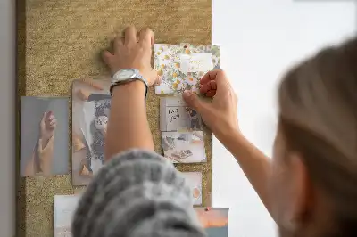 Ozdobna tablica korkowa z tkaniną