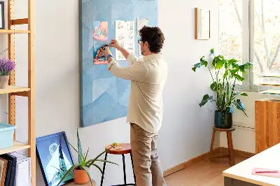 Tablica korkowa z motywem geometrycznym