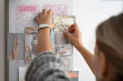 Tablica korkowa z motywem jednorożca