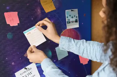 Tablica korkowa Kosmiczna sztuka
