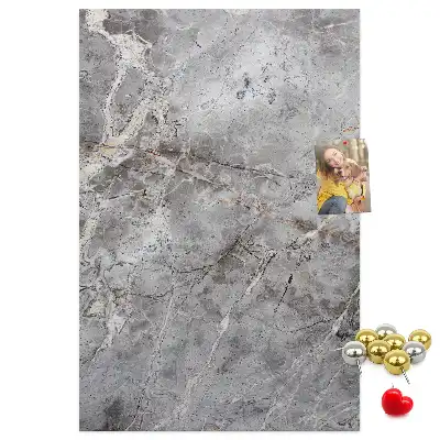 Tablica korkowa z wzorem głębokiego ciemnego marmuru
