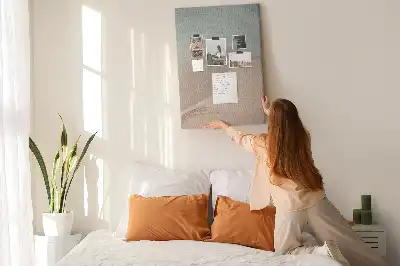 Kolorowa tablica korkowa w wielobarwnej palecie