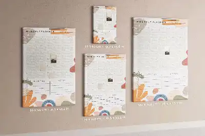 Kolorowa tablica korkowa z rozpiską na miesiąc