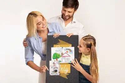 Kolorowa tablica korkowa z inspirującym cytatem