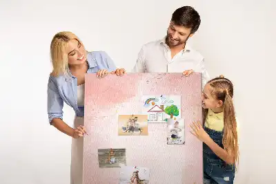 Tablica korkowa z motywem marmuru w kolorze różowym