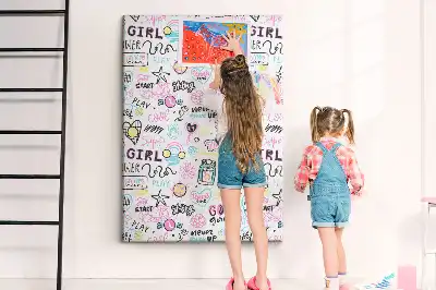Kolorowa tablica korkowa z motywem dziecięcym