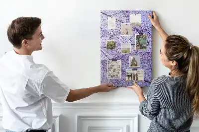 Tablica korkowa ze wzorem struktury liści