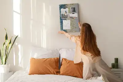 Tablica korkowa z ozdobnym motywem