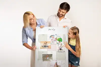 Tablica korkowa z planerem rocznym