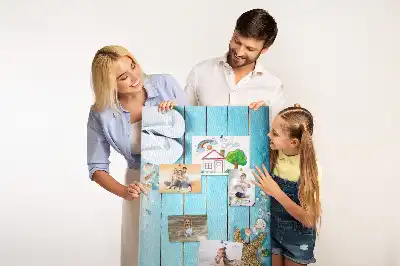 Kolorowa tablica korkowa Muszelki na drewnie