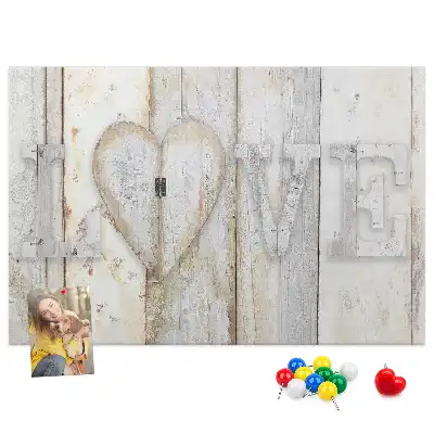 Tablica korkowa dla dzieci z sentencją romantyczną Love