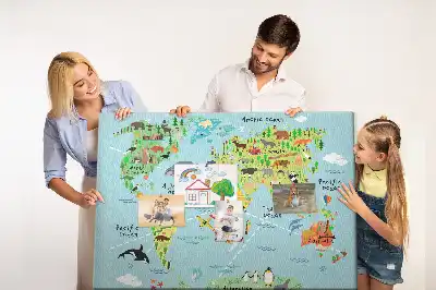 Ozdobna tablica korkowa mapy kontynentów z fauną globu