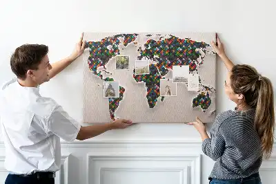 Artystyczna korkowa mapa kontynentów dla dzieci