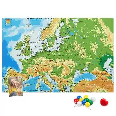 Tablica korkowa z mapą świata Geografia