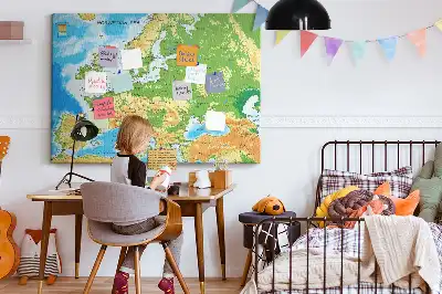 Tablica korkowa z mapą świata Geografia