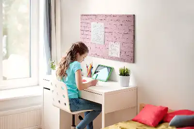 Tablica korkowa dla dzieci z motywem ceglanej ściany