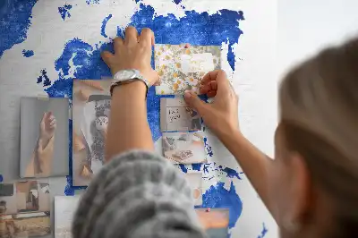 Tablica korkowa dla dzieci Mapa świata kosmos