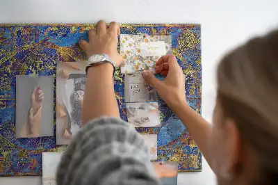 Tablica korkowa dla dzieci z mapą świata