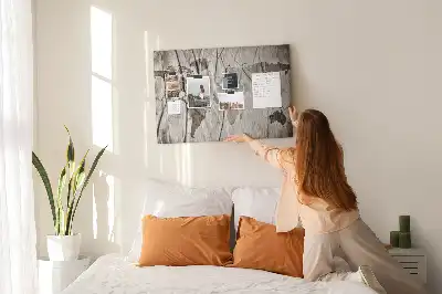 Ozdobna tablica korkowa z wzorem mapy świata