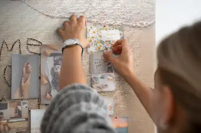 Tablica korkowa z motywem cytatu na plaży
