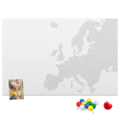 Ozdobna tablica korkowa z mapą kontynentu europejskiego