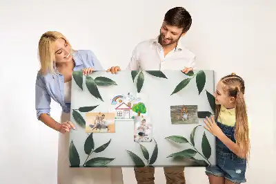 Tablica korkowa w ramce z motywem liści