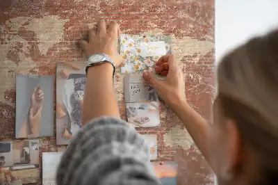 Ozdobna tablica korkowa Mapa Świata na cegle
