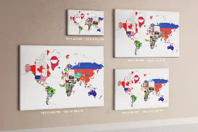 Tablica korkowa dla dzieci z mapą i flagami państw