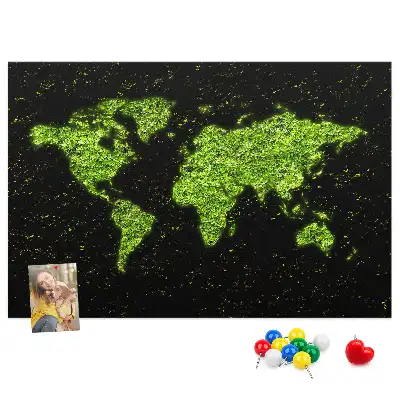 Korkowa tablica na ścianę z mapą świata