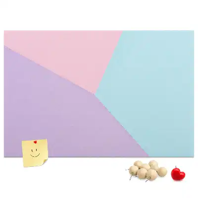 Ozdobna tablica korkowa w pastelowy wzór