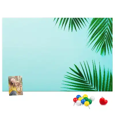 Tablica korkowa w ramie z palm