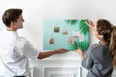 Tablica korkowa w ramie z palm