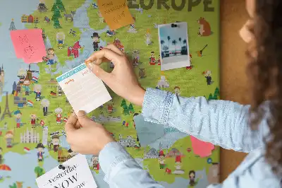 Tablica korkowa Mapa świata z flagami