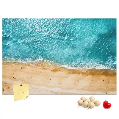 Tablica korkowa dla dzieci z motywem morza, plaży i ludzi