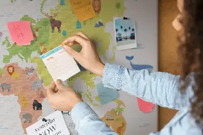Tablica korkowa Mapa świata zwierząt