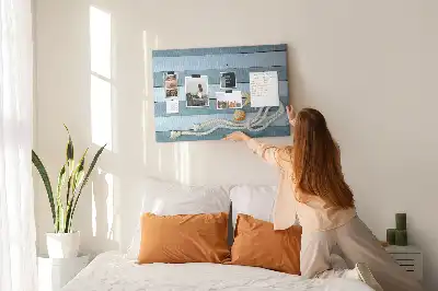 Tablica korkowa dla dzieci w paski z motywem muszelek