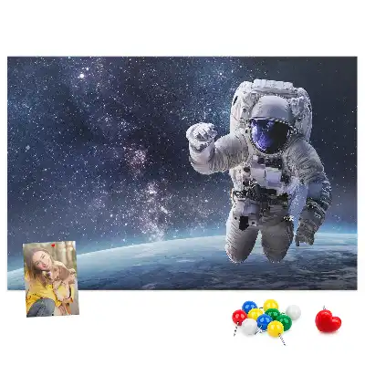 Ozdobna tablica korkowa Astronauta