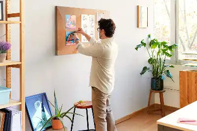 Korkowa tablica geometryczne kształty trójkątne