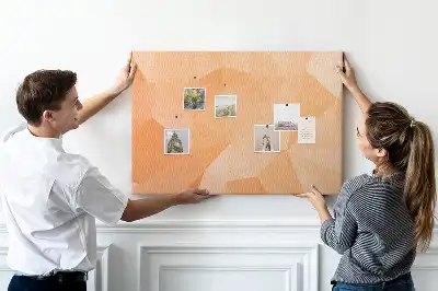 Korkowa tablica geometryczne kształty trójkątne