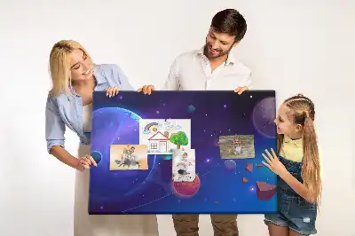 Tablica korkowa z motywem galaktyki i planet