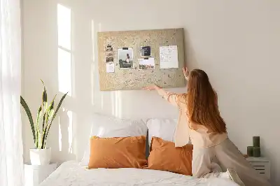 Tablica korkowa z nadrukiem klasycznej mapy świata w stylu retro