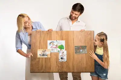 Tablica korkowa dla dzieci z motywem desek