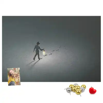Tablica korkowa Wędrowiec w ciemności